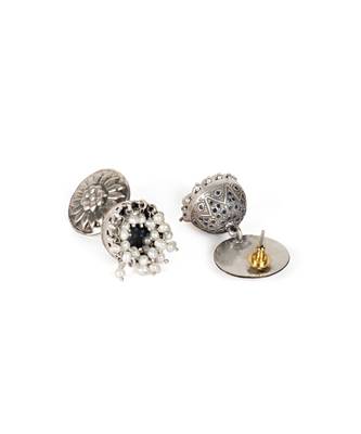 Sangeeta Boochra Silver Earrings 3