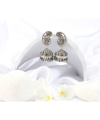Sangeeta Boochra Silver Earrings 2