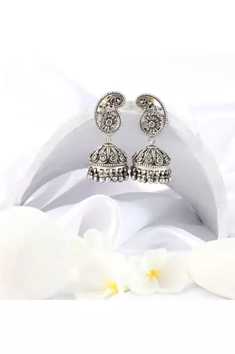 Sangeeta Boochra Silver Earrings