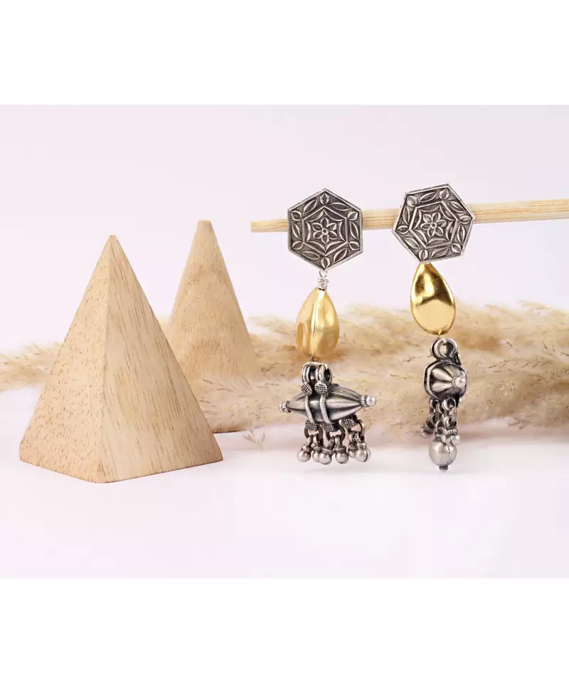 Sangeeta Boochra Silver Earrings