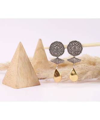 Sangeeta Boochra Silver Earrings 2