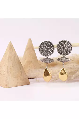 Sangeeta Boochra Silver Earrings