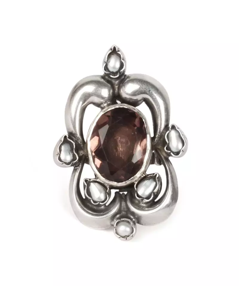 Sangeeta Boochra Silver Ring