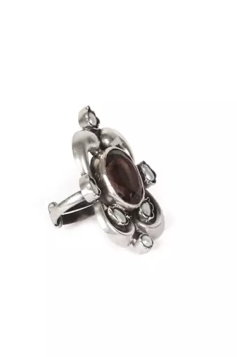 Sangeeta Boochra Silver Ring