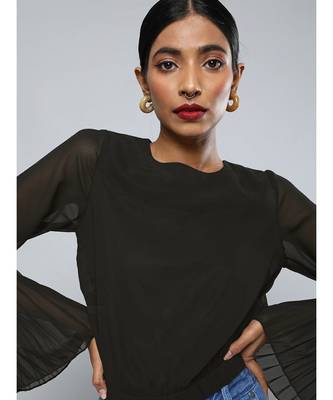 Black Pleated-Sleeves Crop Top 1