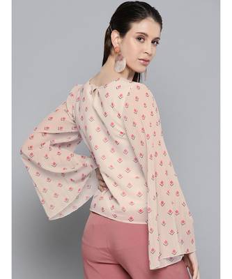 Beige Diamond Print Print Pleated Top 3