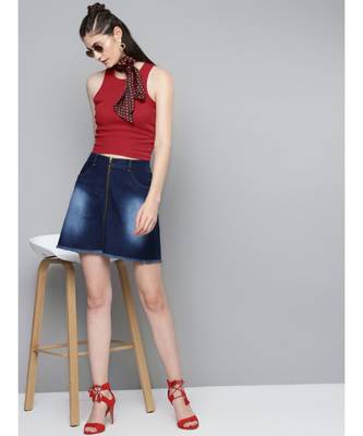 Red Box Back Crop Top 4