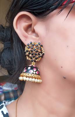 Black party-jewellery 3