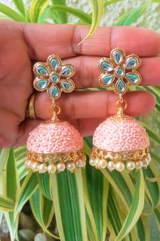 Pink party-jewellery