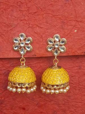 Yellow party-jewellery 1