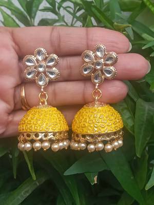 Yellow party-jewellery 3