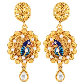 Traditional Peacock design Gold tone Meenakari Pendant Set For Women 5