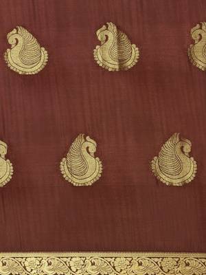 Brown woven crepe saree with blouse 4