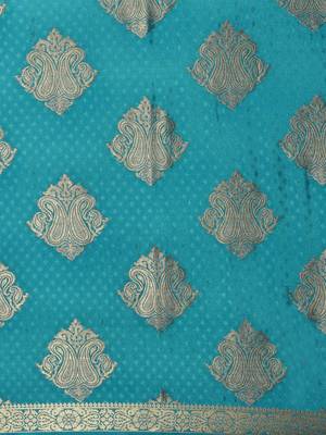 Blue printed crepe saree with blouse 4