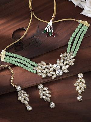 Crystal Stone Studded Pearl Choker Necklace Jewellery Set For Women 3