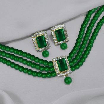 Traditional Handcrafted Stone Studded Pearl Choker Necklace Jewellery Set 2