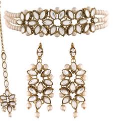 Traditional Kundan & Pearl Beaded Choker Set for Women/Girls