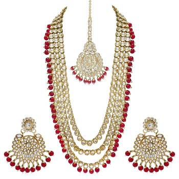 Traditional Kundan & Pearl Studed Bridal Jewellery Set for Women 3