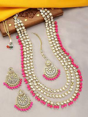  Traditional Kundan & Pearl Studed Bridal Jewellery Set for Women 2