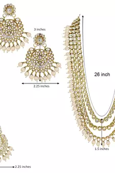 Traditional Kundan & Pearl Studed Bridal Jewellery Set for Women