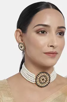 Traditional Light Weight Pearl Beaded Choker Necklace Jewellery Set Glided With Moti Work