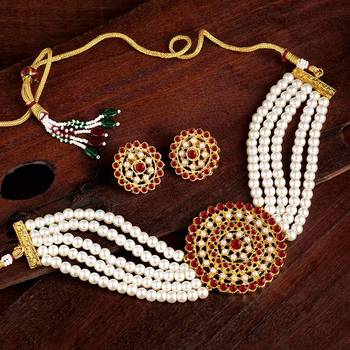 Traditional Light Weight Pearl Beaded Choker Necklace Jewellery Set Glided With Moti Work 1