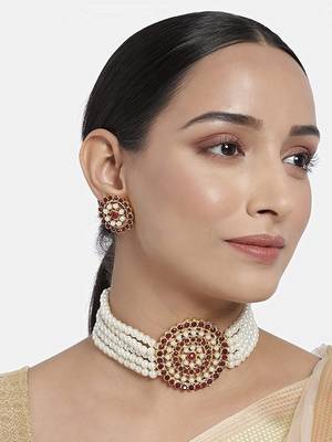 Traditional Light Weight Pearl Beaded Choker Necklace Jewellery Set Glided With Moti Work 2