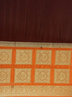Brown woven crepe saree with blouse 4