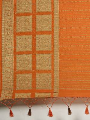 Brown woven crepe saree with blouse 5