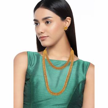 Traditional South Indian Stylish Golden Leaf Work Necklace With Earrings For Women & Girls 3