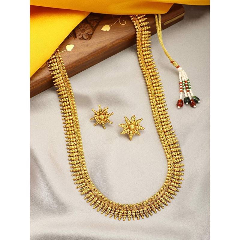 Traditional South Indian Stylish Golden Leaf work Necklace With Earrings For Women & Girls