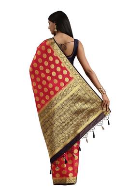 Pink woven crepe saree with blouse 2