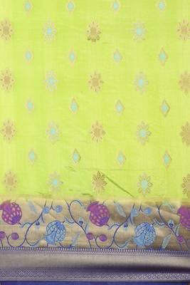 Green woven art silk saree with blouse 5