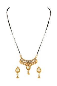 Modern Pear Shape Gold toned  Mangalsutra Set For Women