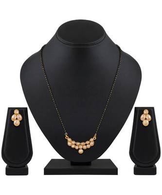 designer designer Gold toned Mangalsutra Set For Women 5