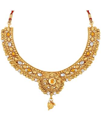 Traditional designer Gold toned Choker StyleNecklace Set with Mangtikka For Women 4