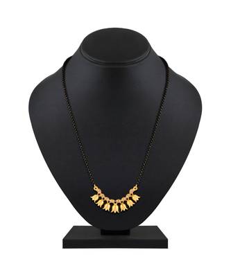 Attractive Floral Shape Gold toned Mangalsutra For Women 3