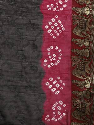 Black printed jacquard saree with blouse 4