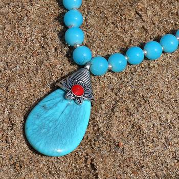 Turquoise crystal necklaces 1