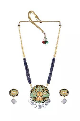 Ebony Black Necklace Set