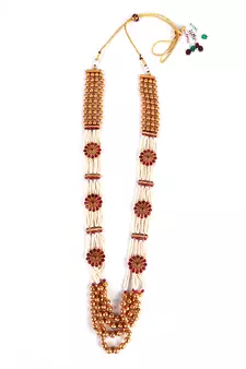 Red necklace-sets