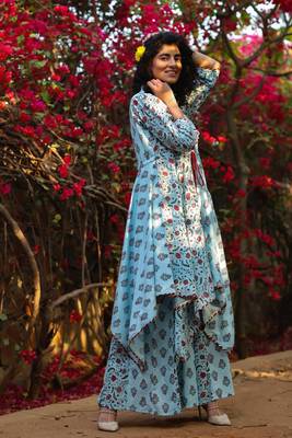 Blue Cambric Printed Asymmetric Tunic Palazzo Set with Mask 3