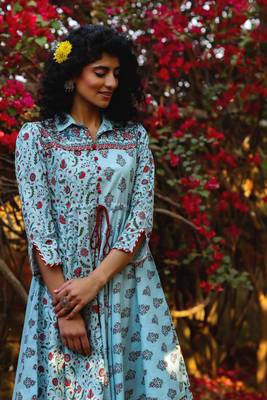 Blue Cambric Printed Asymmetric Tunic Palazzo Set with Mask 5