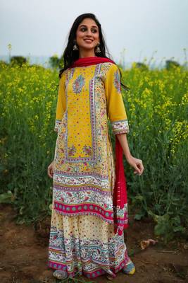 Yellow Cambric Printed Straight Kurta Palazzo Dupatta Set 2