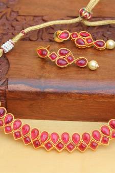 Red agate necklaces