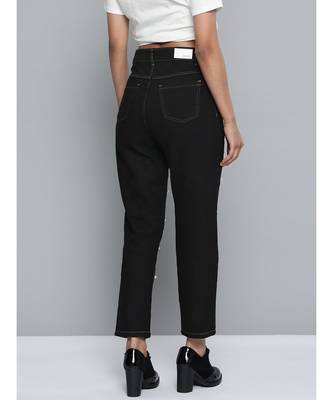Black Pearl Detail Mom Jeans 3