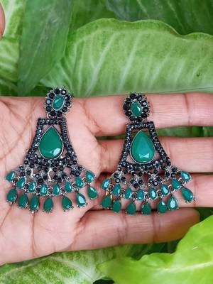 Black designer-jewellery 1