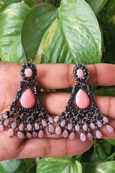 Black designer-jewellery
