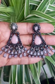 Black designer-jewellery