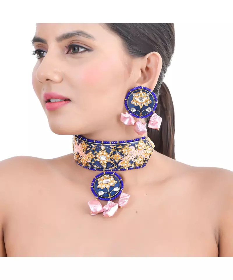 Amber blue choker style necklace set